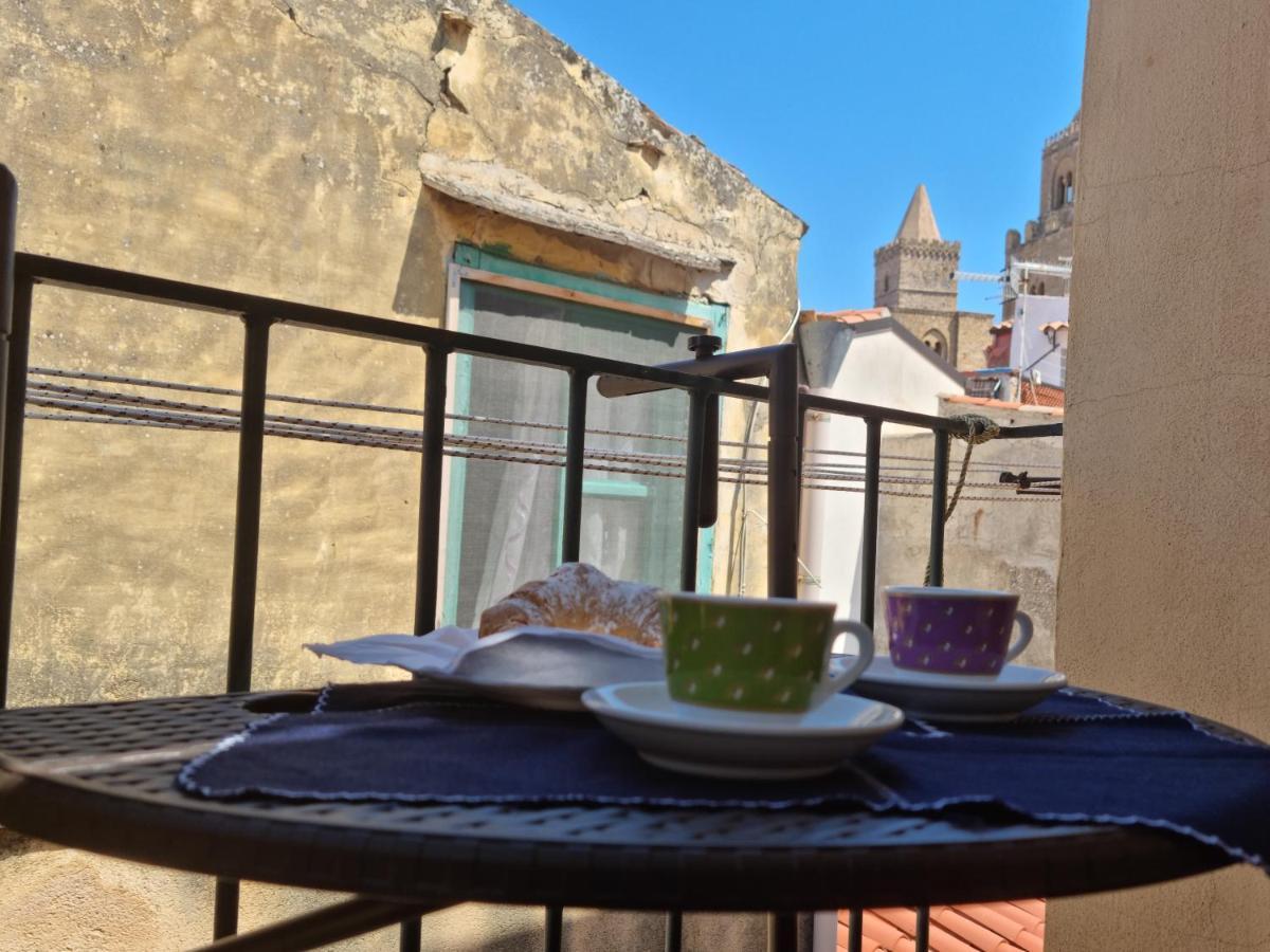Casa Vacanze Costa 7 Cefalu Bagian luar foto